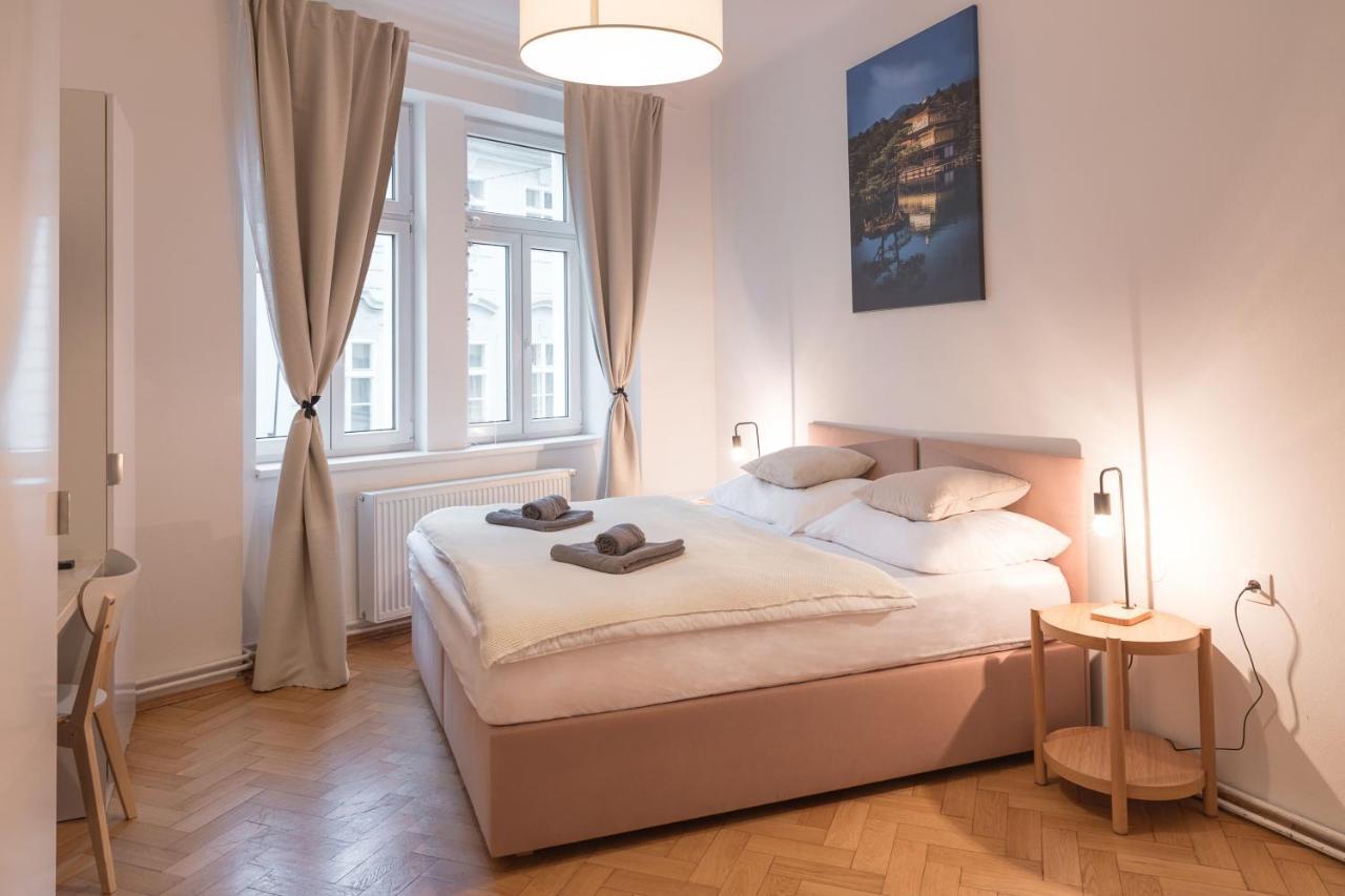 Skolska Junior Apartment Prag Eksteriør billede